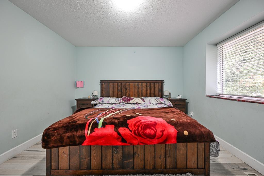 14346 68b Avenue, Surrey, British Columbia  V3W 8X1 - Photo 12 - R3061825