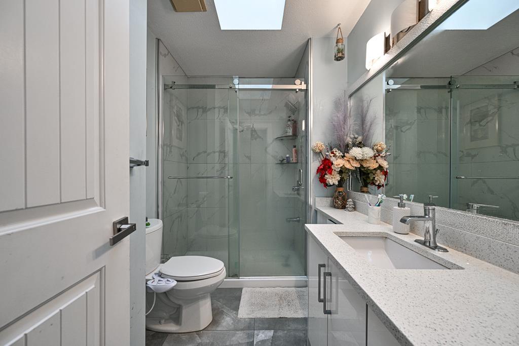 14346 68b Avenue, Surrey, British Columbia  V3W 8X1 - Photo 16 - R3061825