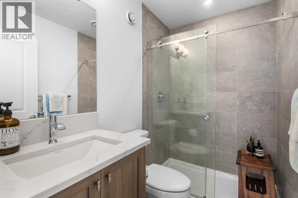 8305 8 Avenue Sw, Calgary, Alberta  T3H 0C3 - Photo 5 - A2266099