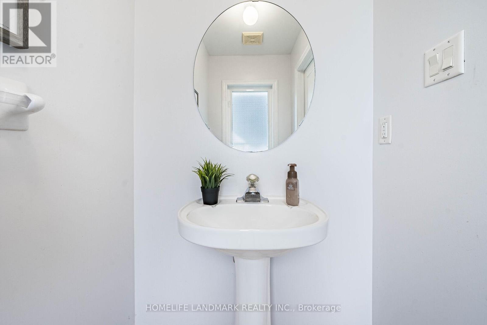 78 Longwood Avenue, Richmond Hill, Ontario  L4E 4A6 - Photo 21 - N12484756