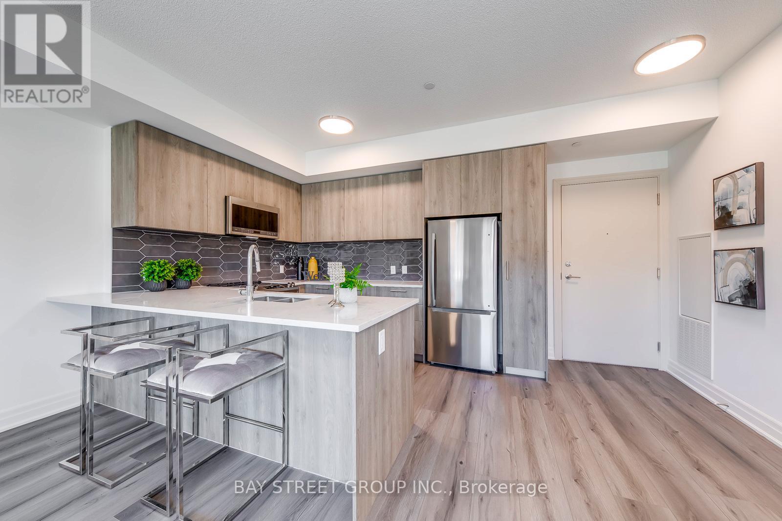 327 - 101 Cathedral High Street, Markham, Ontario  L6C 3L8 - Photo 12 - N12485401