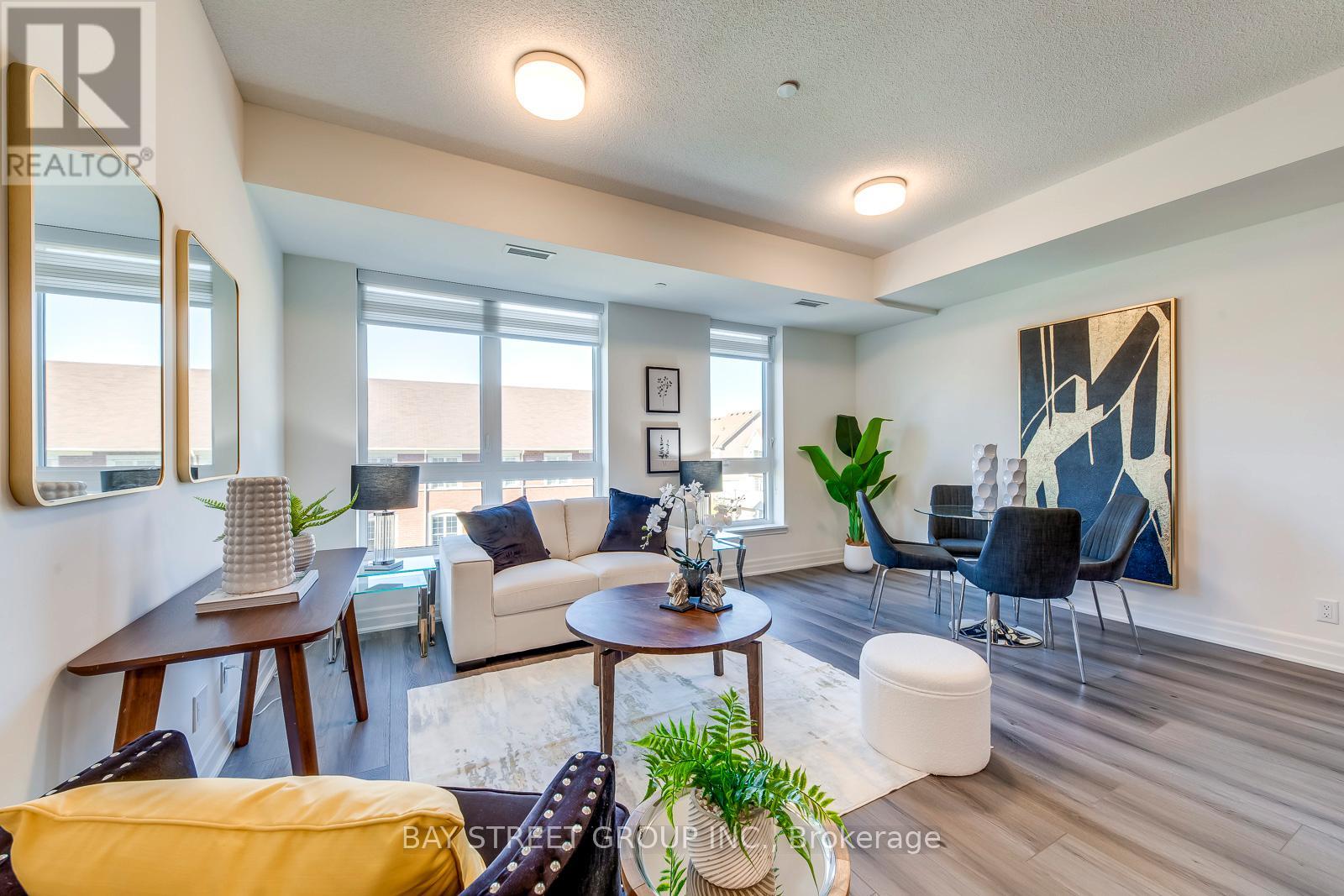 327 - 101 Cathedral High Street, Markham, Ontario  L6C 3L8 - Photo 15 - N12485401