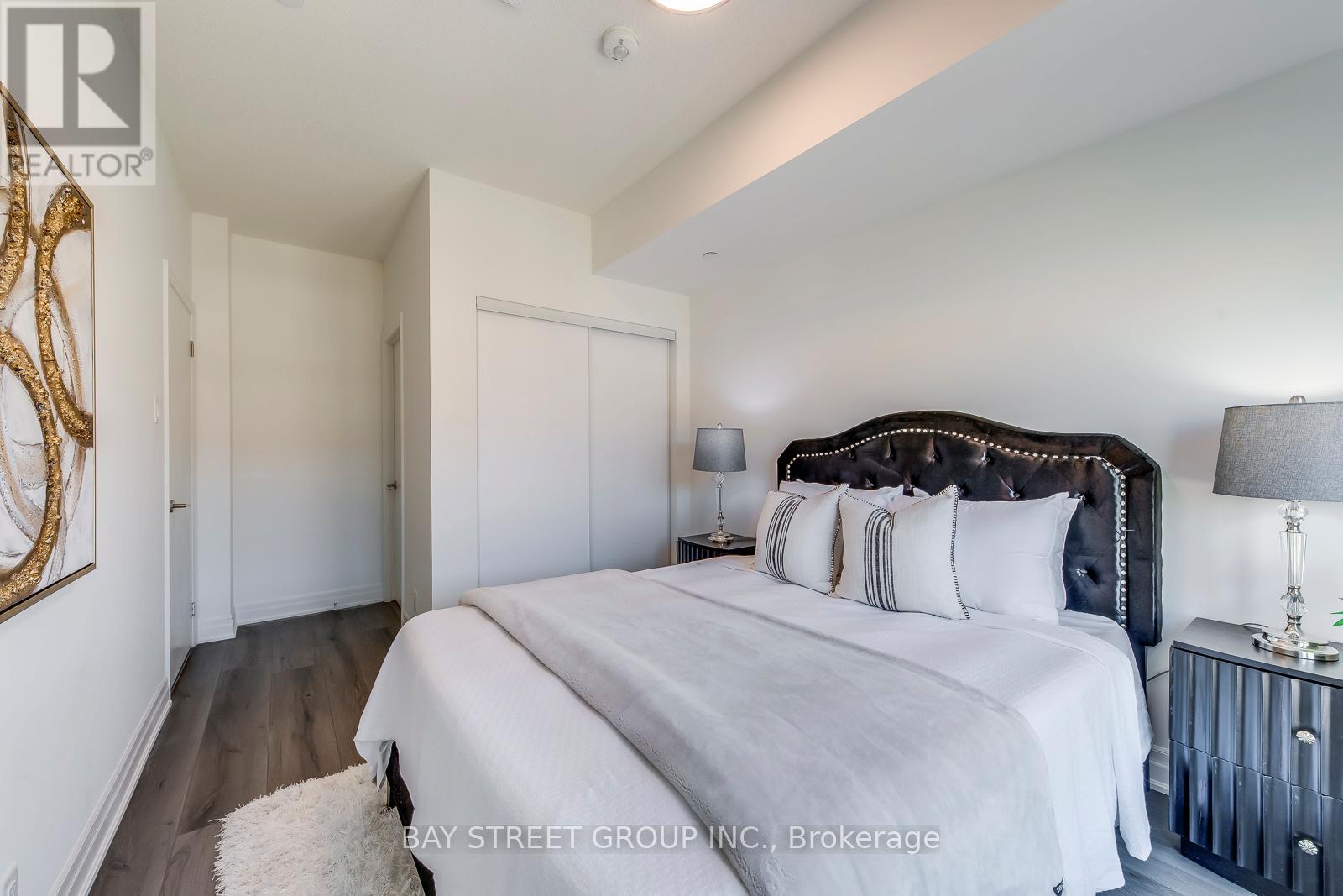 327 - 101 Cathedral High Street, Markham, Ontario  L6C 3L8 - Photo 26 - N12485401