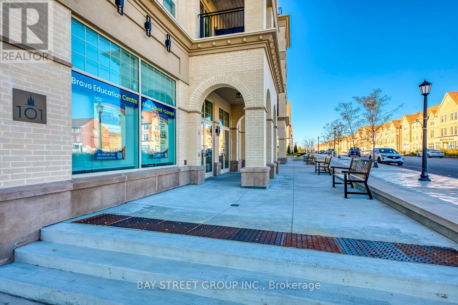 327 - 101 Cathedral High Street, Markham, Ontario  L6C 3L8 - Photo 32 - N12485401