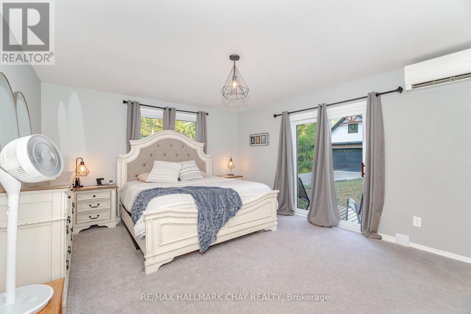 731 Pinegrove Avenue, Innisfil, Ontario  L9S 2K3 - Photo 20 - N12485433