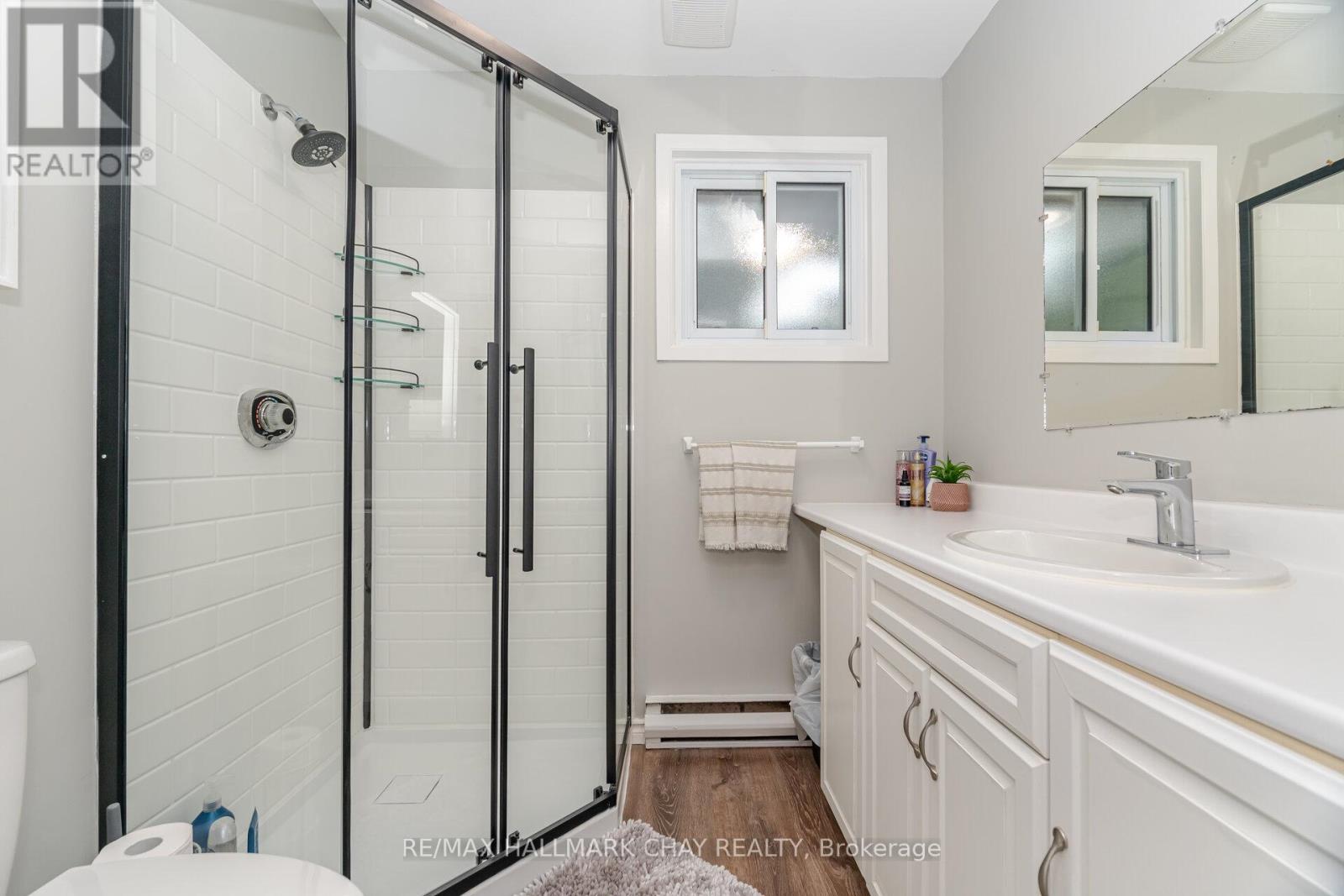 731 Pinegrove Avenue, Innisfil, Ontario  L9S 2K3 - Photo 23 - N12485433