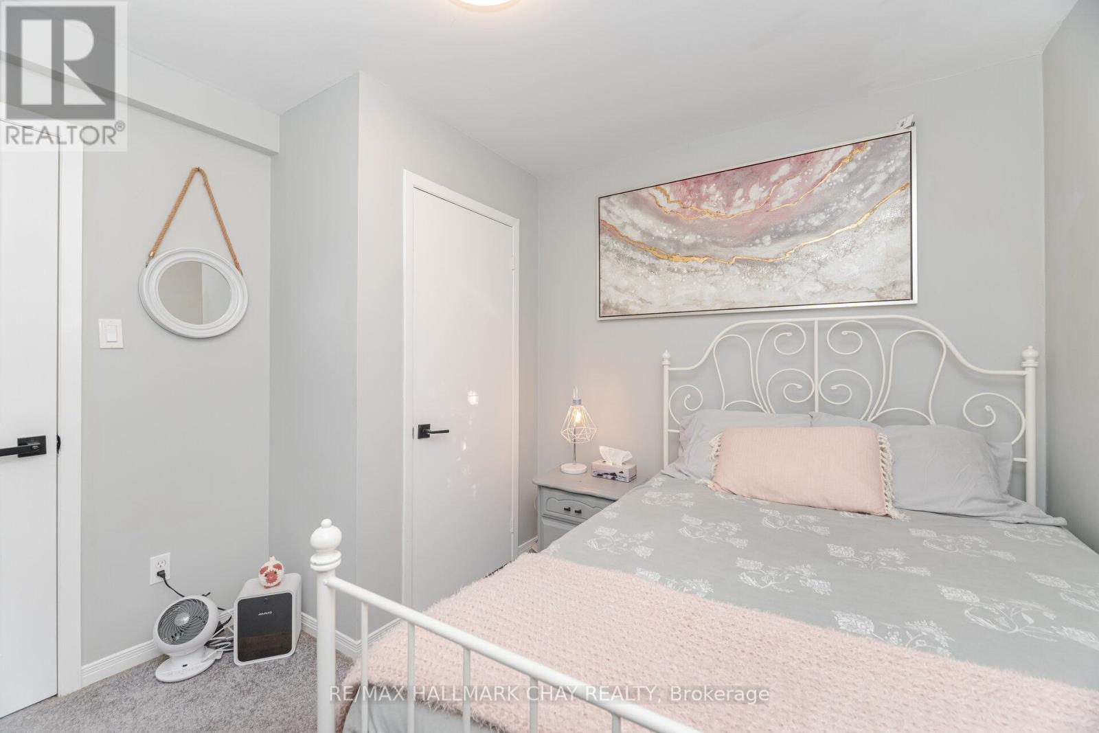 731 Pinegrove Avenue, Innisfil, Ontario  L9S 2K3 - Photo 26 - N12485433