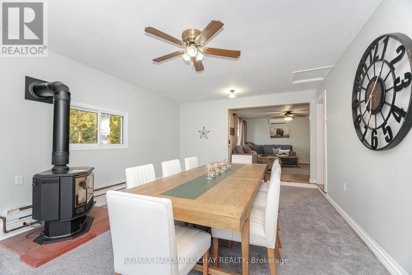 731 Pinegrove Avenue, Innisfil, Ontario  L9S 2K3 - Photo 8 - N12485433