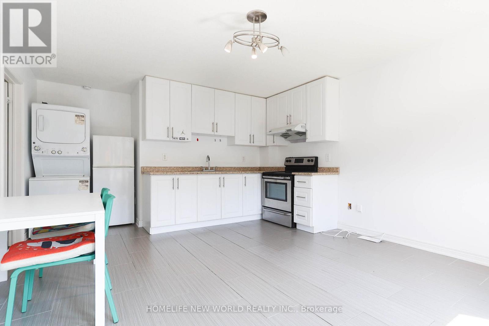 Main - 41 Pulpwood Crescent, Richmond Hill, Ontario  L4E 0V1 - Photo 5 - N12485434