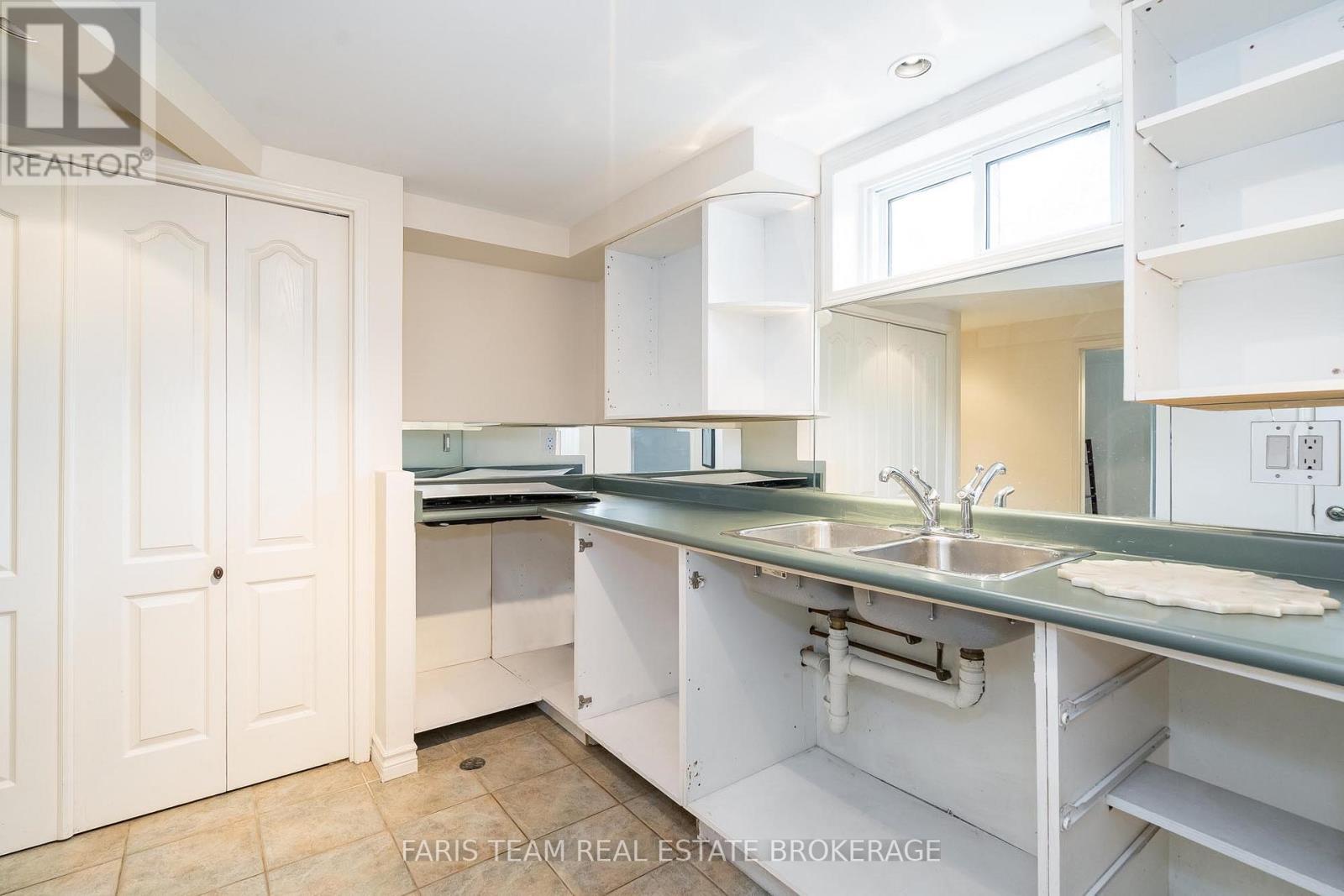 52 May Avenue, Richmond Hill, Ontario  L4C 3S6 - Photo 24 - N12485436