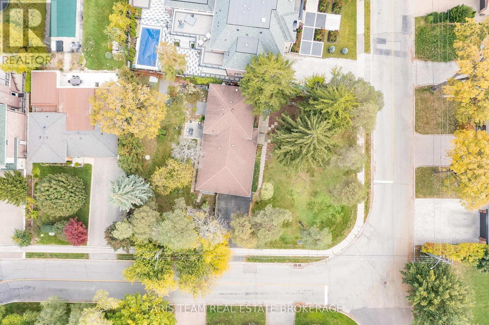 52 May Avenue, Richmond Hill, Ontario  L4C 3S6 - Photo 37 - N12485436