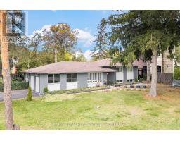 52 MAY AVENUE, Richmond Hill, Ontario