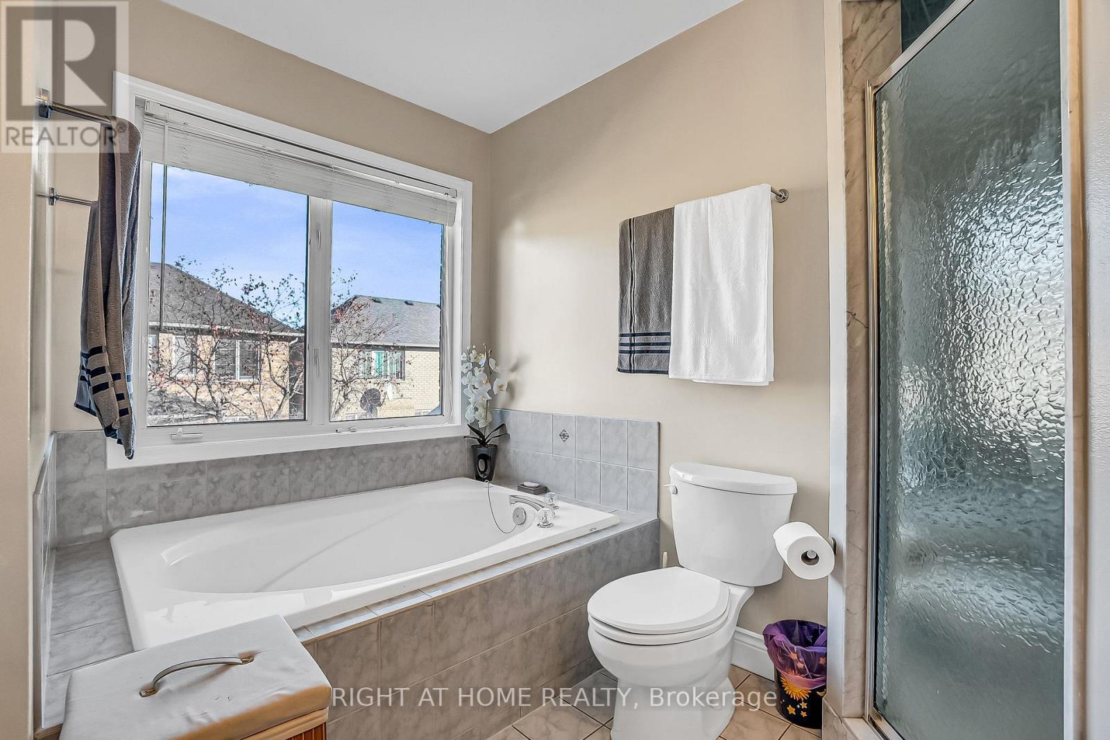 421 John Deisman Boulevard, Vaughan, Ontario  L6A 3G2 - Photo 10 - N12485470