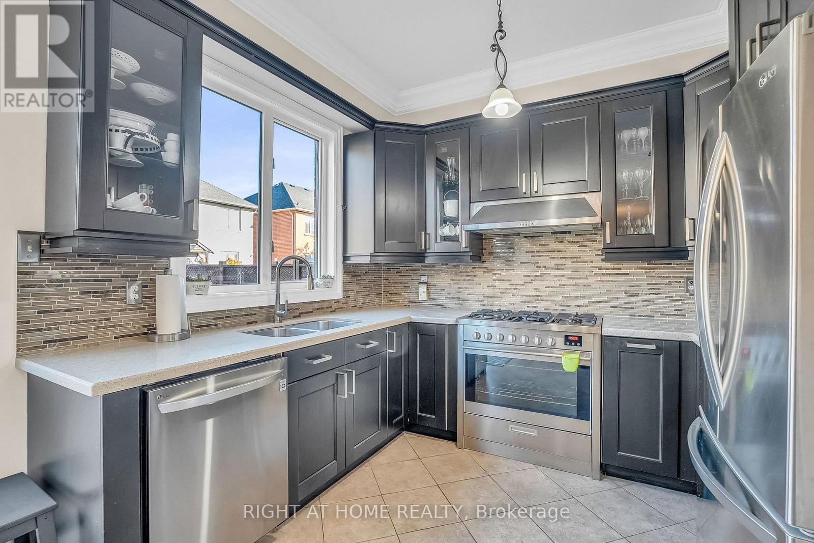 421 John Deisman Boulevard, Vaughan, Ontario  L6A 3G2 - Photo 25 - N12485470