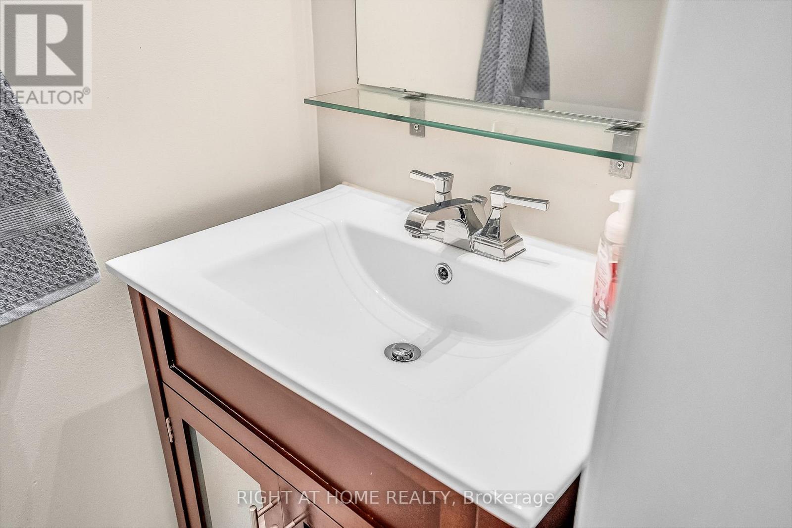 421 John Deisman Boulevard, Vaughan, Ontario  L6A 3G2 - Photo 30 - N12485470