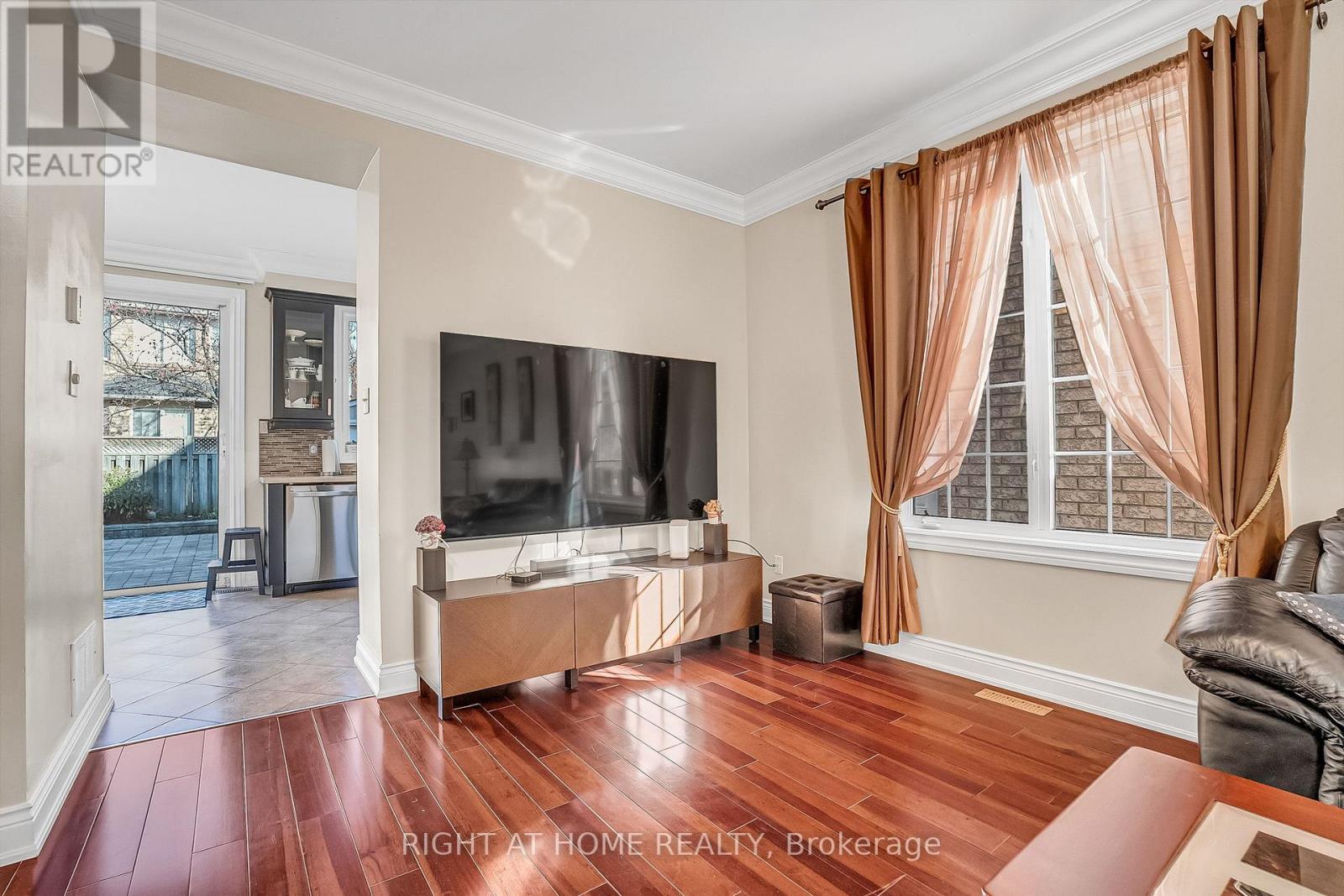 421 John Deisman Boulevard, Vaughan, Ontario  L6A 3G2 - Photo 4 - N12485470