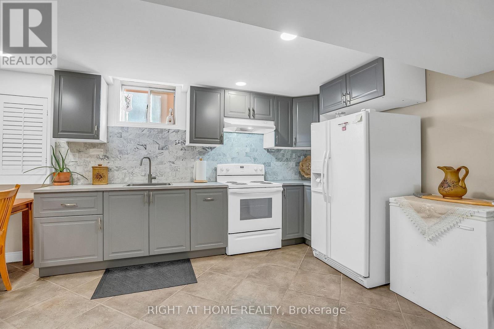 421 John Deisman Boulevard, Vaughan, Ontario  L6A 3G2 - Photo 47 - N12485470