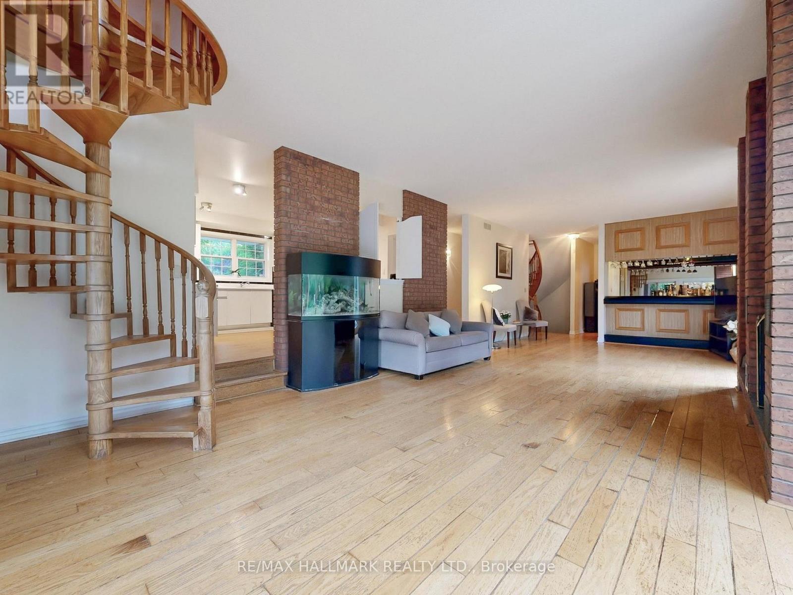 23 Forfardale Road, Whitchurch-Stouffville, Ontario  L4A 7X3 - Photo 16 - N12485472