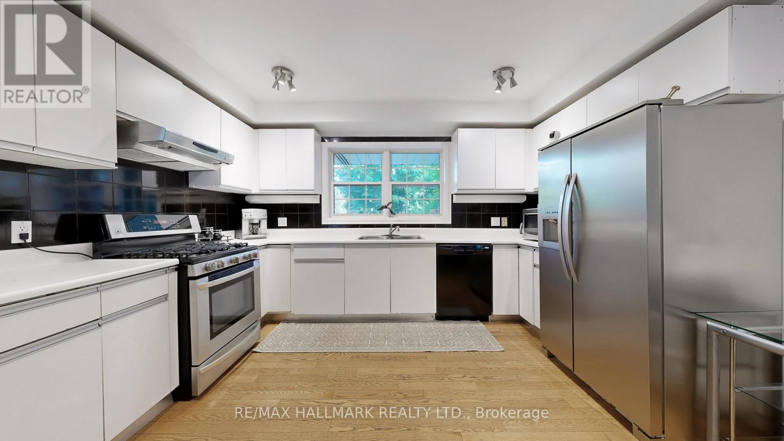 23 Forfardale Road, Whitchurch-Stouffville, Ontario  L4A 7X3 - Photo 19 - N12485472