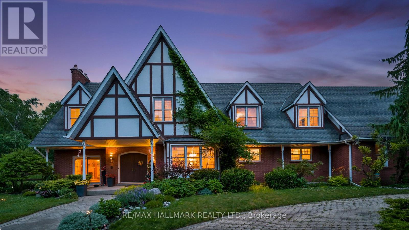 23 Forfardale Road, Whitchurch-Stouffville, Ontario  L4A 7X3 - Photo 2 - N12485472