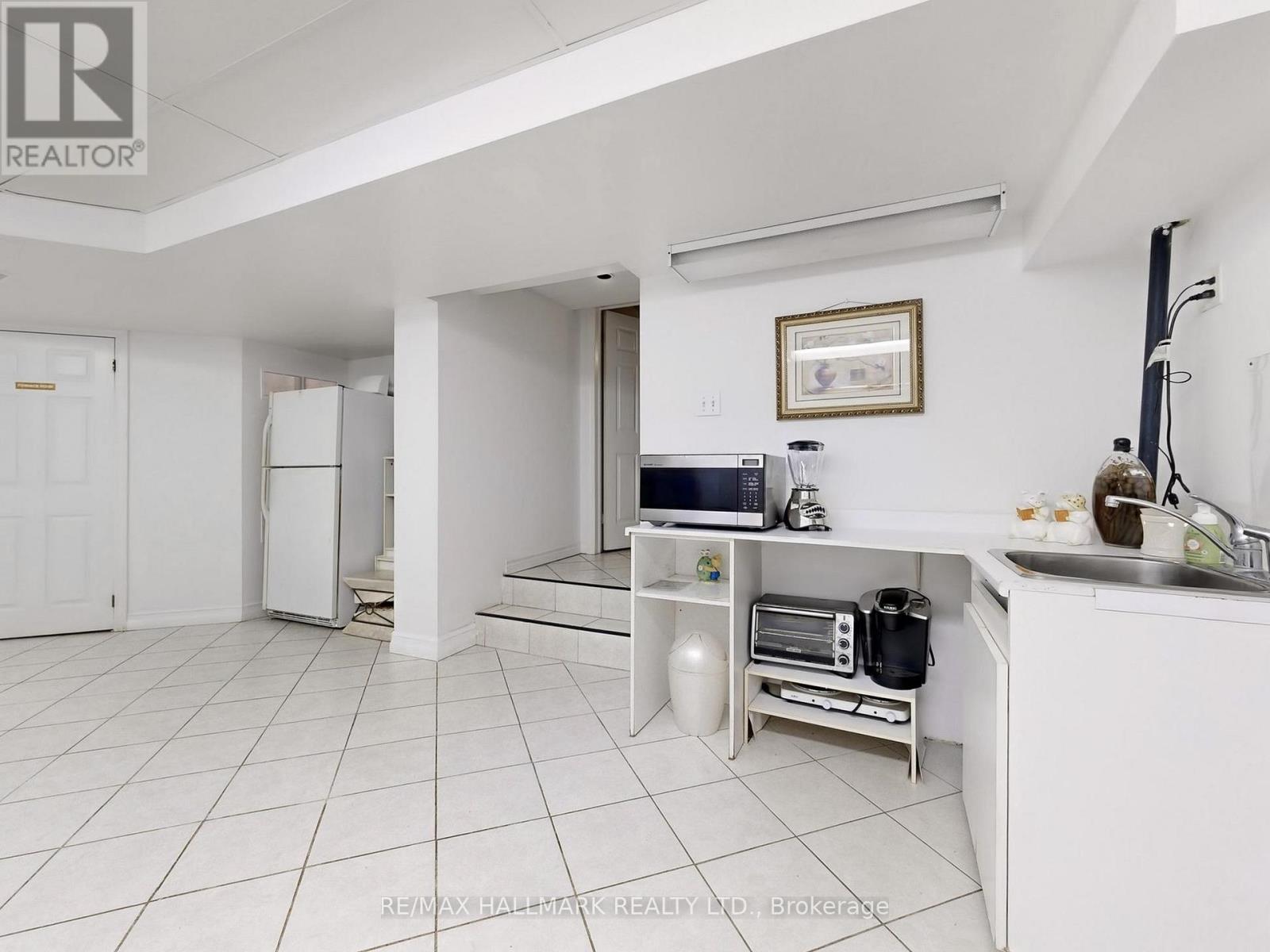 23 Forfardale Road, Whitchurch-Stouffville, Ontario  L4A 7X3 - Photo 33 - N12485472