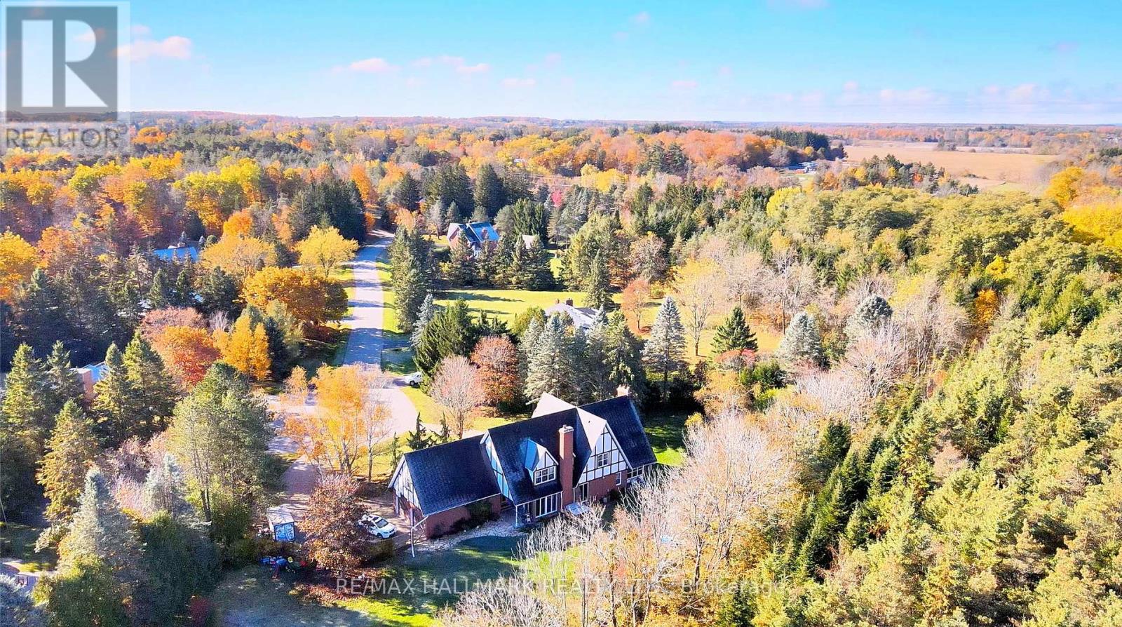 23 Forfardale Road, Whitchurch-Stouffville, Ontario  L4A 7X3 - Photo 4 - N12485472