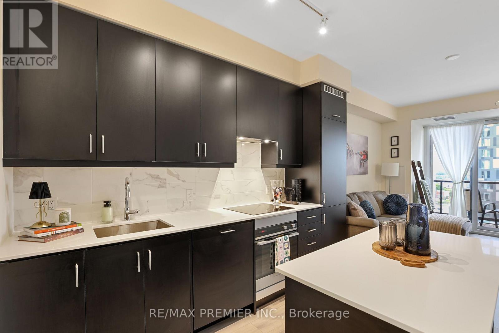 1411 - 9085 Jane Street, Vaughan, Ontario  L4K 0L8 - Photo 17 - N12485486