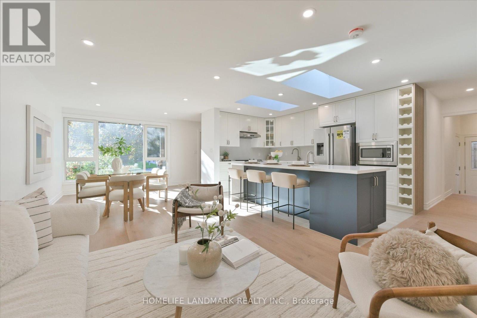 421 Browndale Crescent, Richmond Hill, Ontario  L4C 3H9 - Photo 12 - N12485494