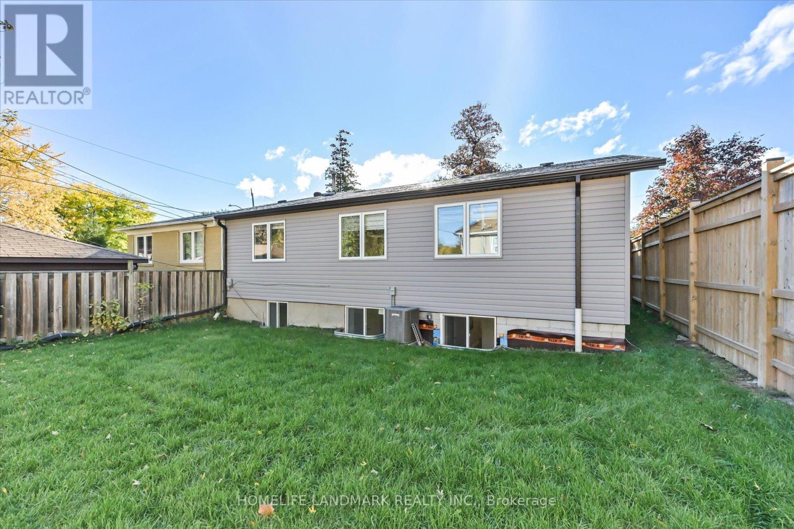 421 Browndale Crescent, Richmond Hill, Ontario  L4C 3H9 - Photo 42 - N12485494