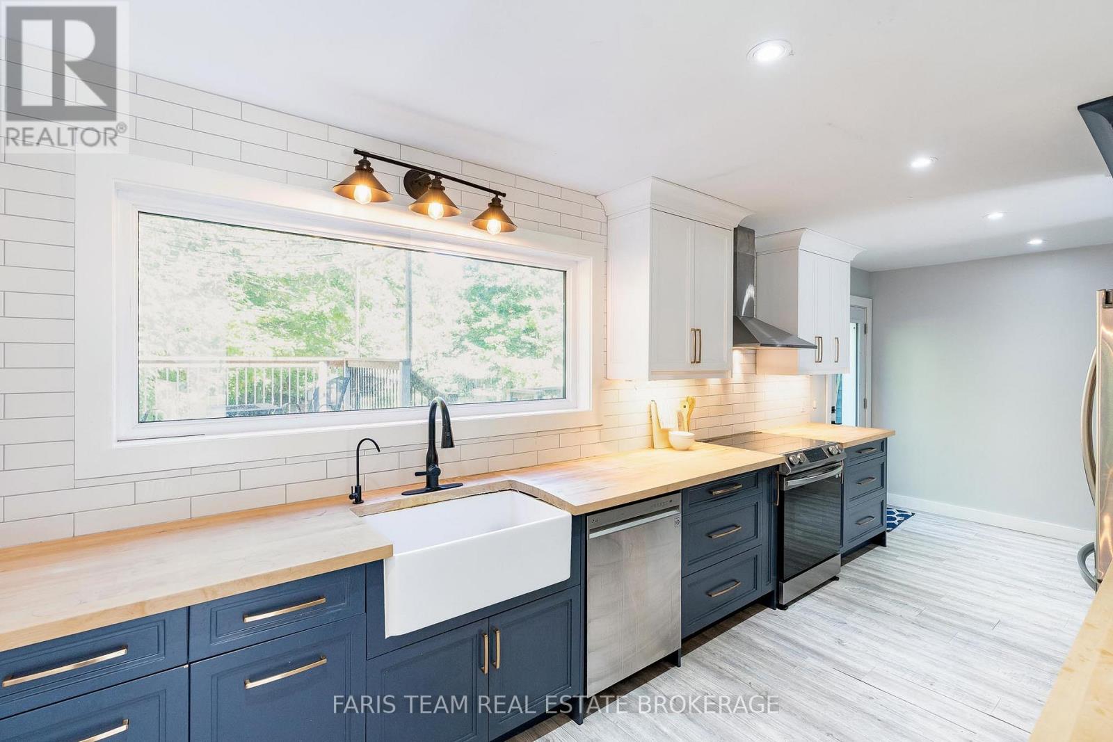 1844 Oakwood Road, Innisfil, Ontario  L9S 2W1 - Photo 6 - N12485521