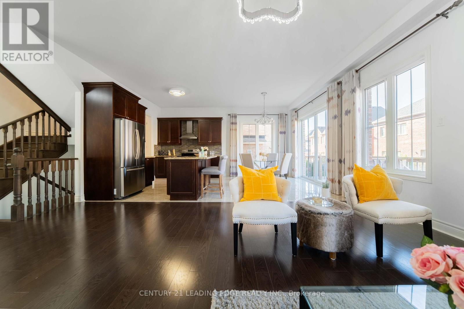 63 Ken Sinclair Crescent, Aurora, Ontario  L4G 3J1 - Photo 12 - N12485526