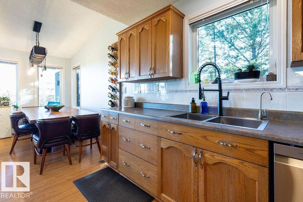 1316 Twp Road 522, Rural Parkland County, Alberta  T7Z 2C2 - Photo 11 - E4463733