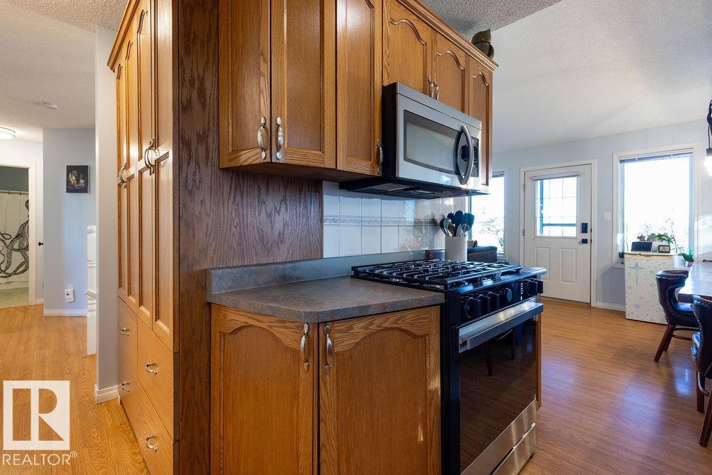 1316 Twp Road 522, Rural Parkland County, Alberta  T7Z 2C2 - Photo 9 - E4463733