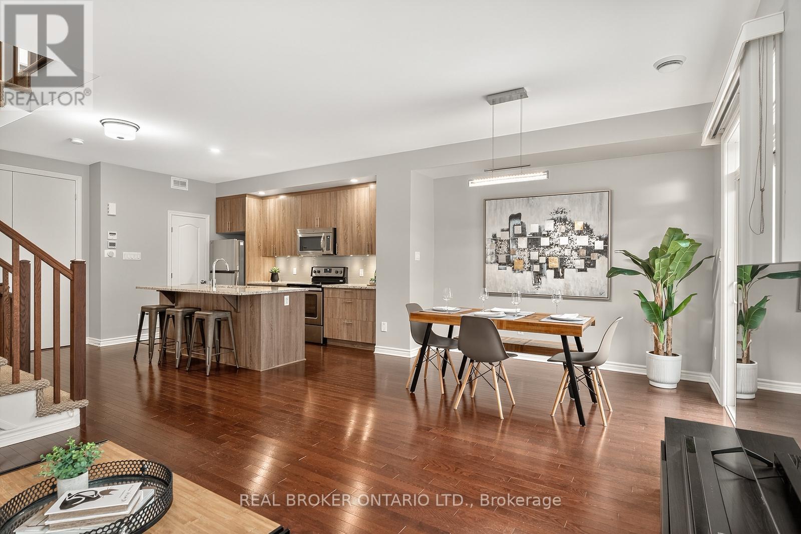 521 Chaperal Private, Ottawa, Ontario  K4A 0Y2 - Photo 17 - X12485579