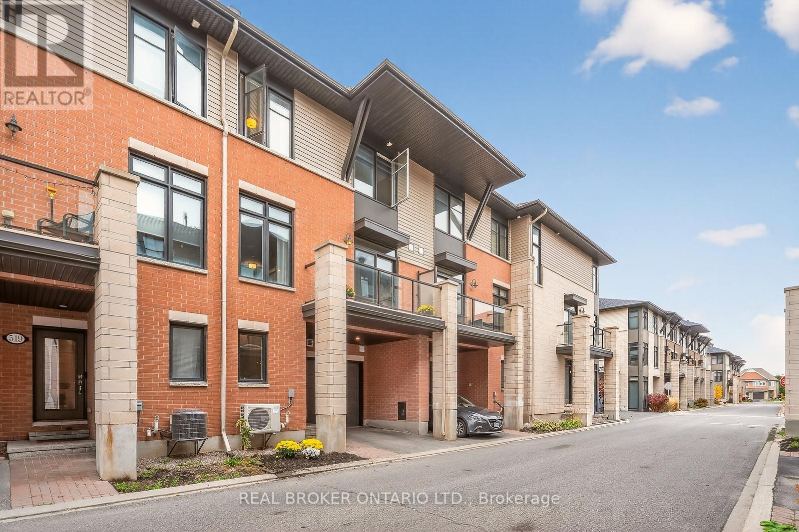 521 Chaperal Private, Ottawa, Ontario  K4A 0Y2 - Photo 2 - X12485579