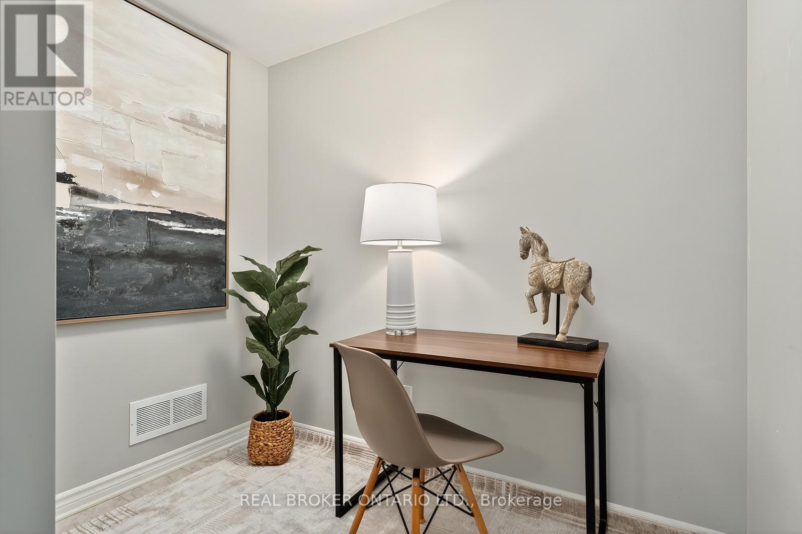 521 Chaperal Private, Ottawa, Ontario  K4A 0Y2 - Photo 9 - X12485579