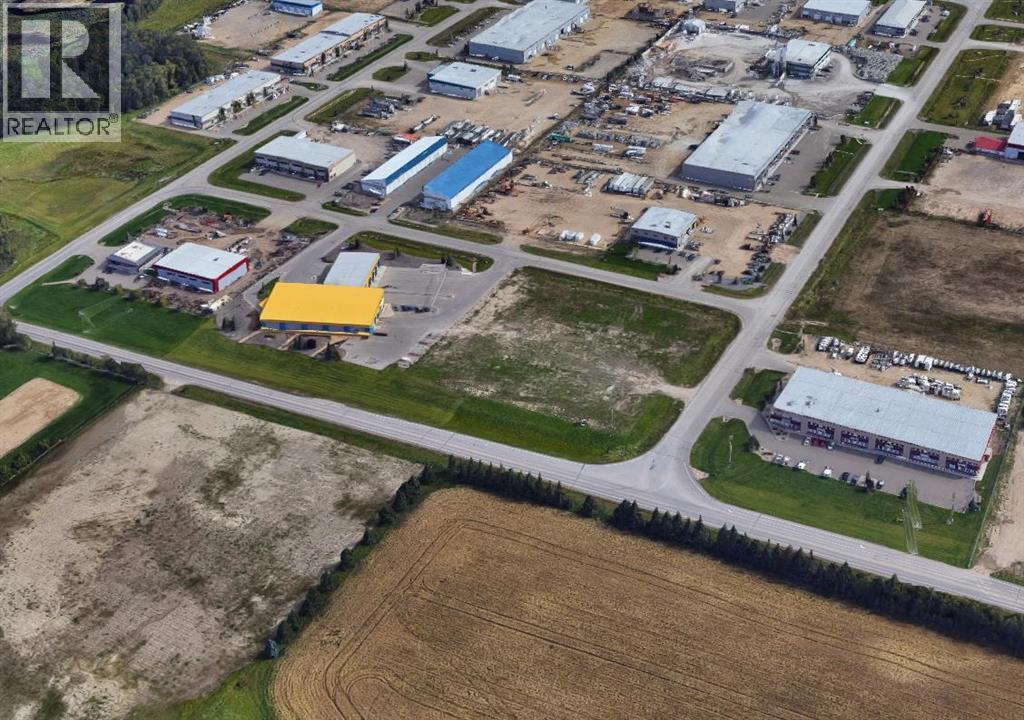 132 & 138 Clearmile Avenue, Rural Red Deer County, Alberta  T4E 0A1 - Photo 4 - A2267364