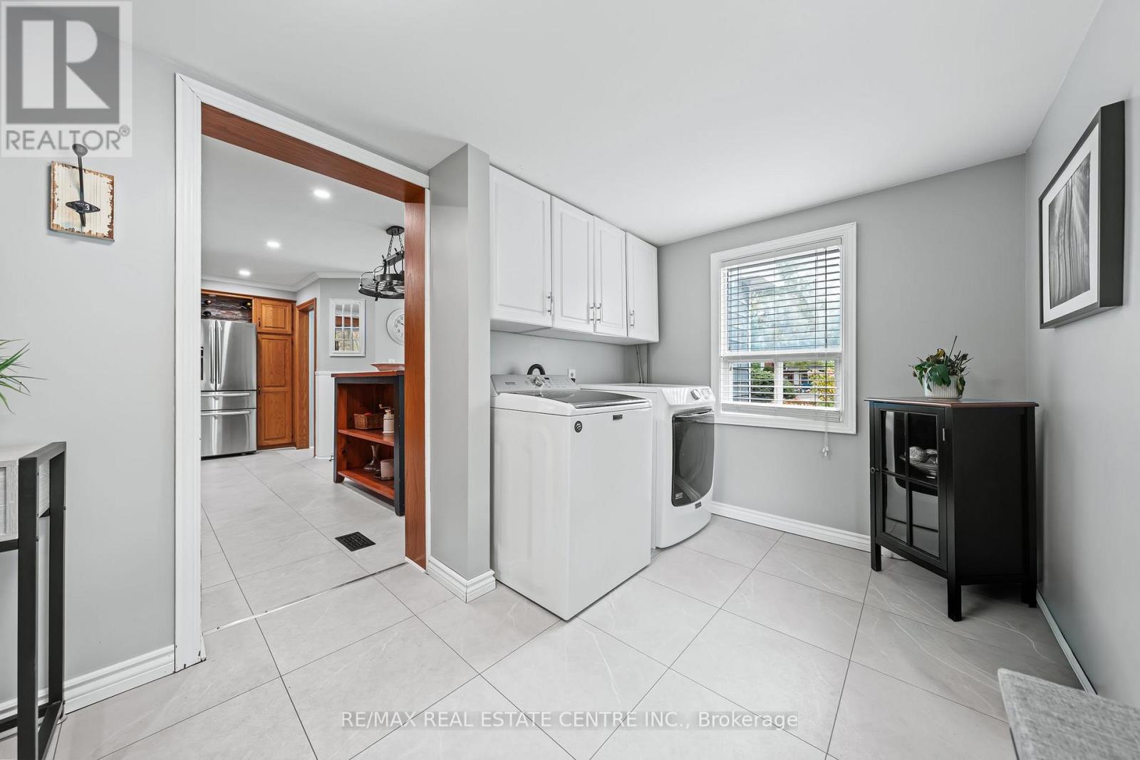 1 Hughson Street, North Dumfries, Ontario  N0B 1L0 - Photo 20 - X12484049