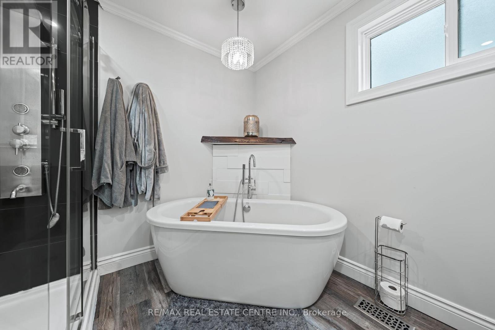 1 Hughson Street, North Dumfries, Ontario  N0B 1L0 - Photo 18 - X12484049