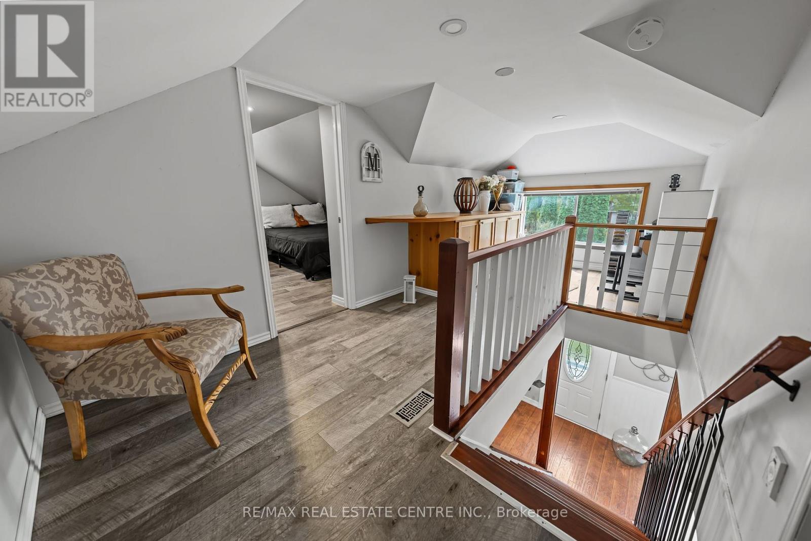 1 Hughson Street, North Dumfries, Ontario  N0B 1L0 - Photo 23 - X12484049