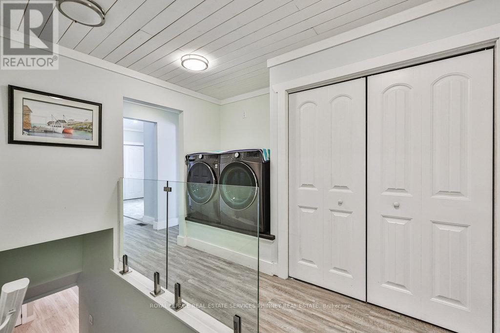 1068 Xavier Street, Gravenhurst (Morrison), Ontario  P0E 1G0 - Photo 25 - X12424614