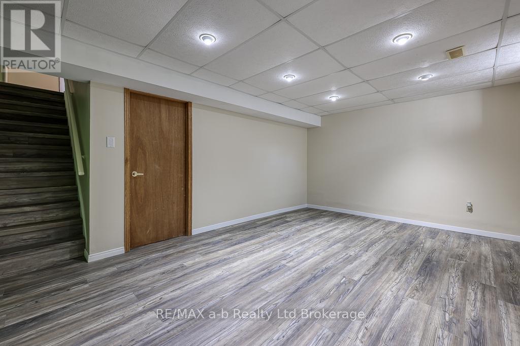 20 - 275 George Street, Ingersoll, Ontario  N5C 4A9 - Photo 18 - X12485572