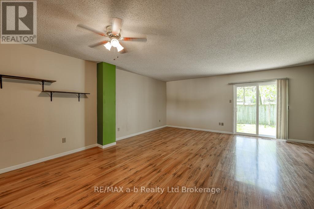 20 - 275 George Street, Ingersoll, Ontario  N5C 4A9 - Photo 4 - X12485572