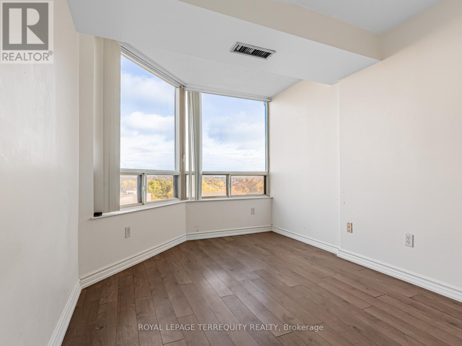 710 - 8501 Bayview Avenue, Richmond Hill, Ontario  L4B 3J7 - Photo 15 - N12478412