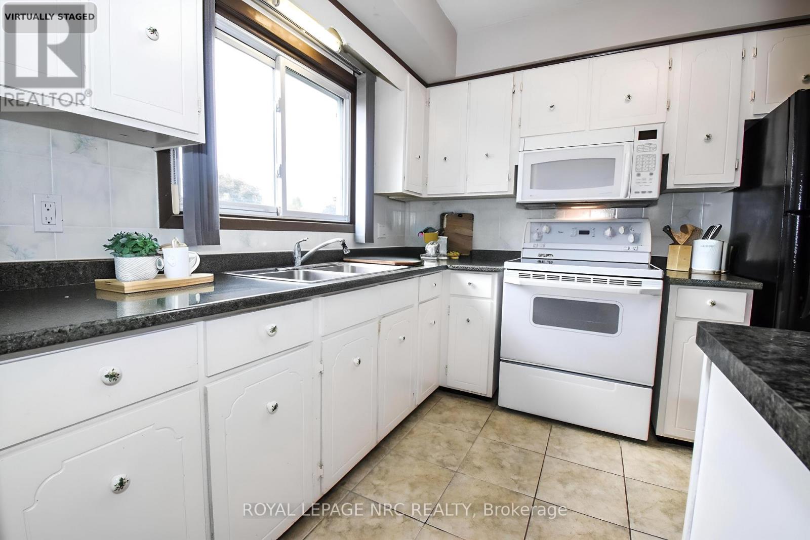 2 Ashley Circle, St. Catharines, Ontario  L2N 1L8 - Photo 17 - X12485554