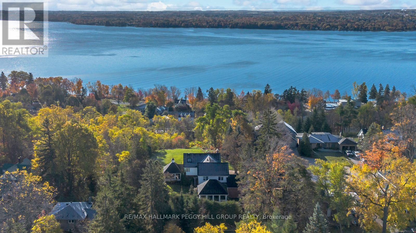 150 COLLINGWOOD STREET, Barrie, Ontario