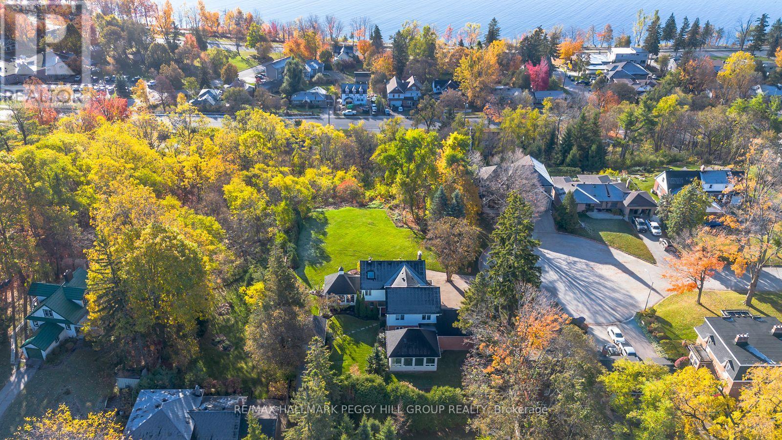 150 Collingwood Street, Barrie, Ontario  L4M 5M3 - Photo 37 - S12466376