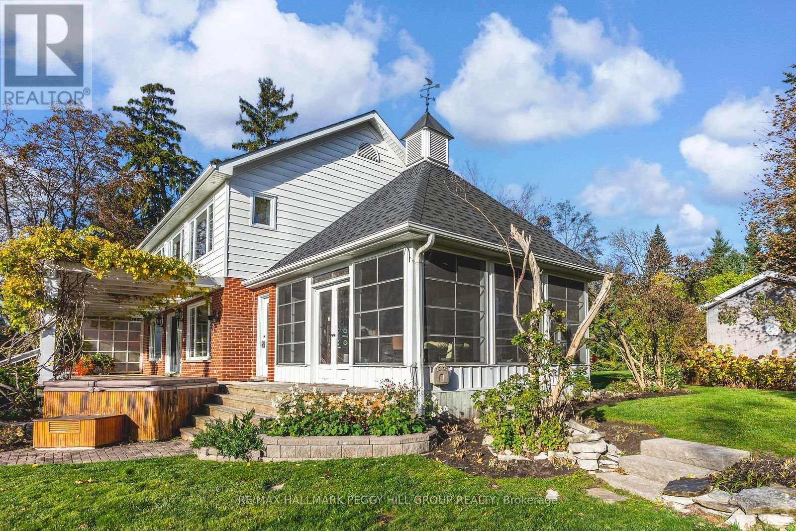 150 Collingwood Street, Barrie, Ontario  L4M 5M3 - Photo 30 - S12466376