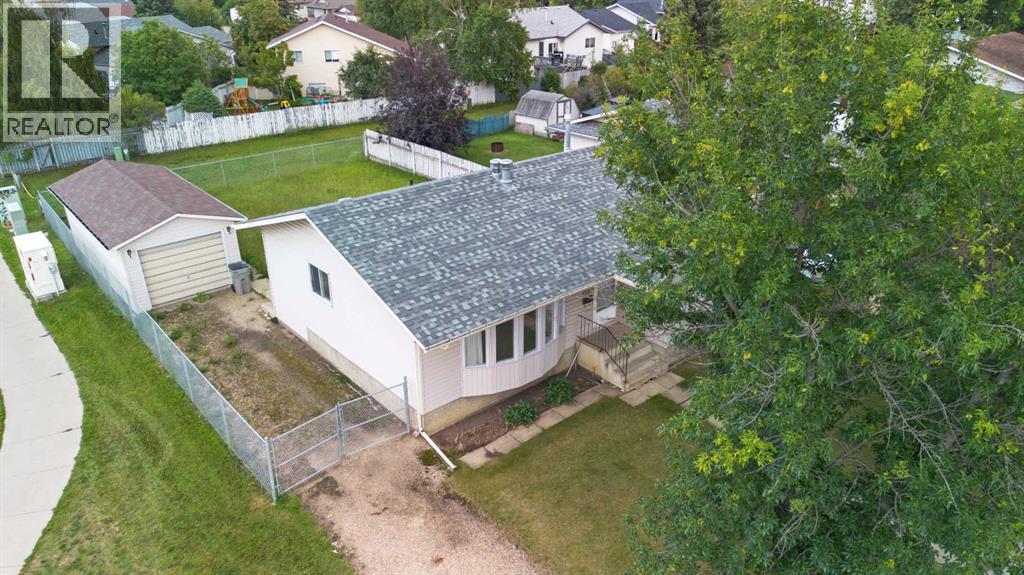 Property at 6637 Poplar Drive image 3