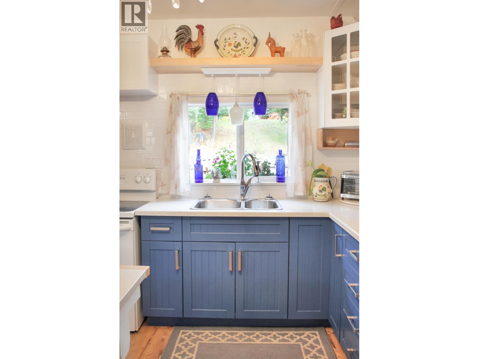 7464 Burgess Road, Deka Lake / Sulphurous / Hathaway Lakes, British Columbia  V0K 1X3 - Photo 2 - R3057077